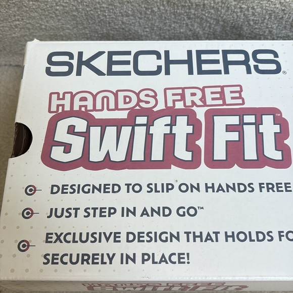 BRAND NEW W/TAGS AND BOX WOMEN’S HANDS FREE SKETCHERS - Picture 6 of 6